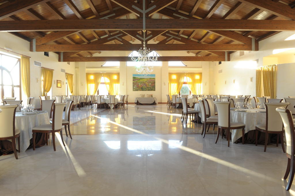 Agriturismo Antico Leccio Hotell Gioia Del Colle Eksteriør bilde